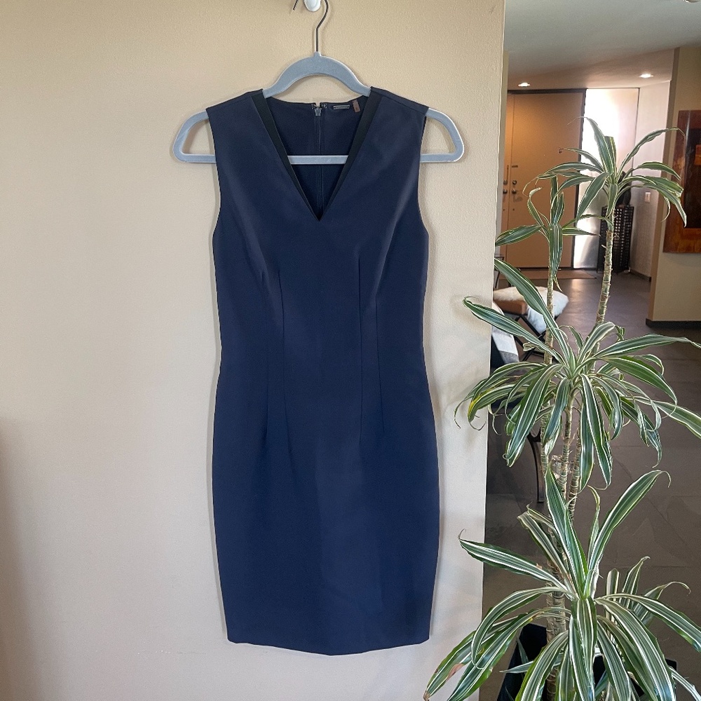 Elie Tahari Sheath Dress Navy Sz 2